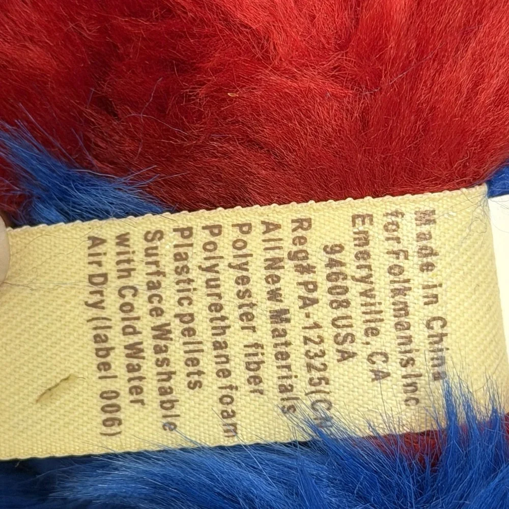 Folkmanis Puppets Scarlet Macaw Hand Puppet Toy Plush Stuffed Animal NEW w/FLAW